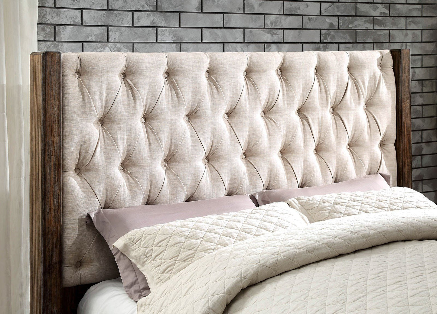 Hutchinso Upholstered Bed