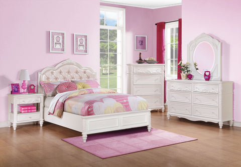 Caroline White 4 Piece Bedroom Set